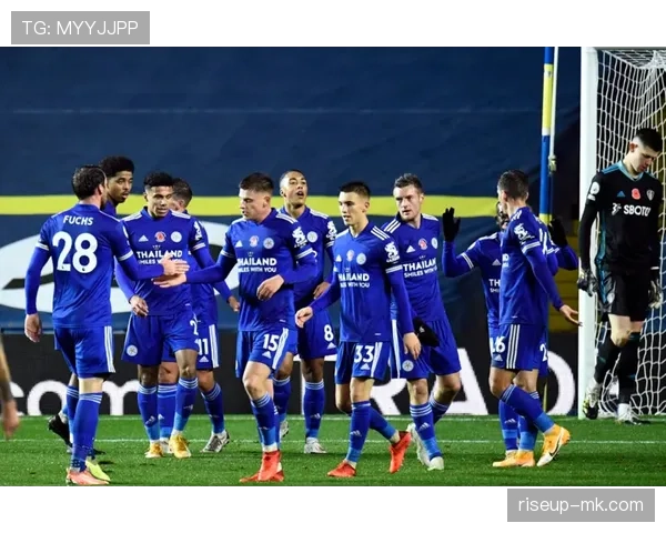 朗尼克擘画英超劲旅新战术蓝图，未来发展令人瞩目