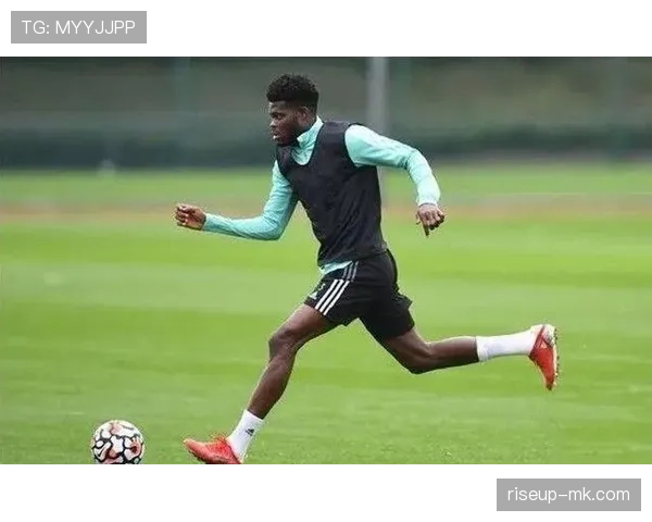 谢联伤病潮来袭,主帅火速调整阵容迎战状态回升对手 谢联伤病潮来袭,主帅火速调整阵容迎战状态回升对手