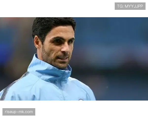 足球助理教练在本赛季战术执行中发挥稳定作用 足球助理教练在本赛季战术执行中发挥稳定作用